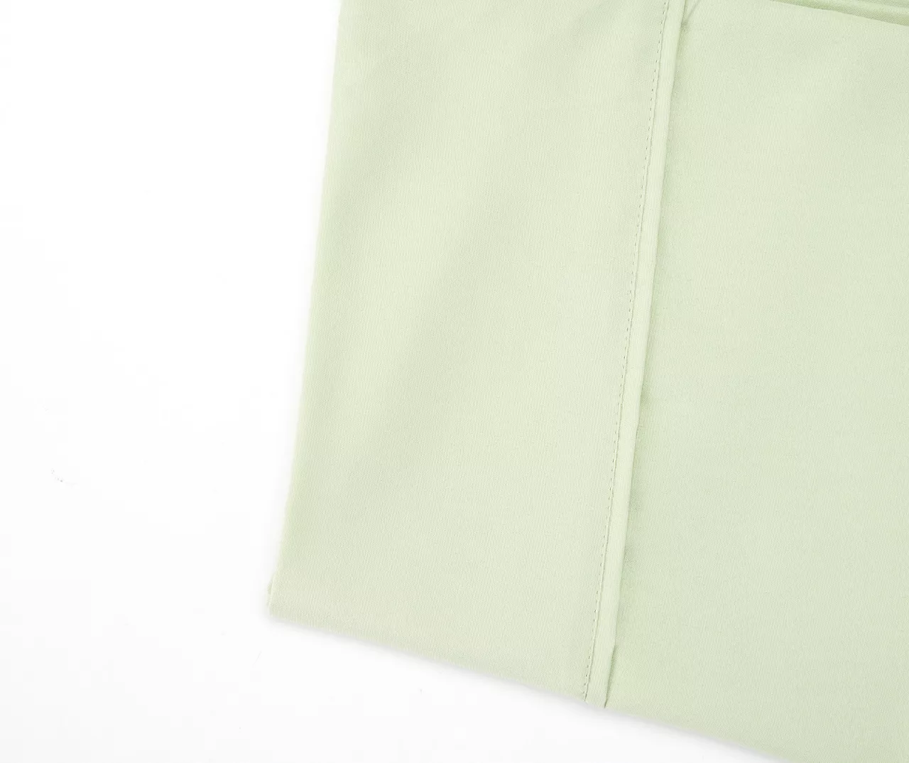 Green Full 4-Piece Microfiber Sheet Set - Image 2